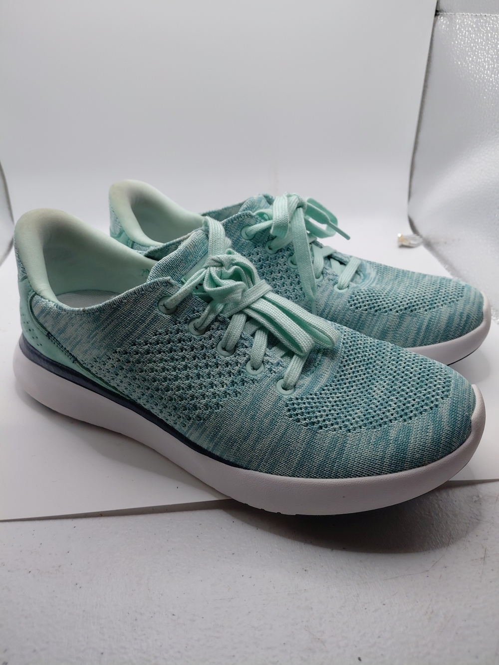 KIZIK Lima Hands Free Knit Sneaker Spearmint Green Womens Sz 8 Mens 6.5